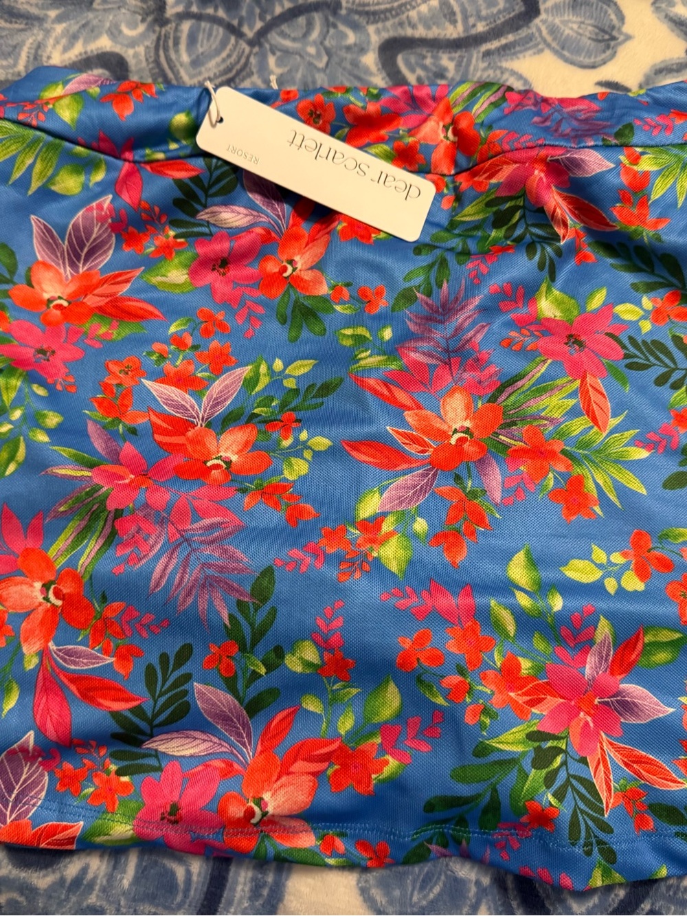 Dear Scarlett Blue Floral skort Large NWT